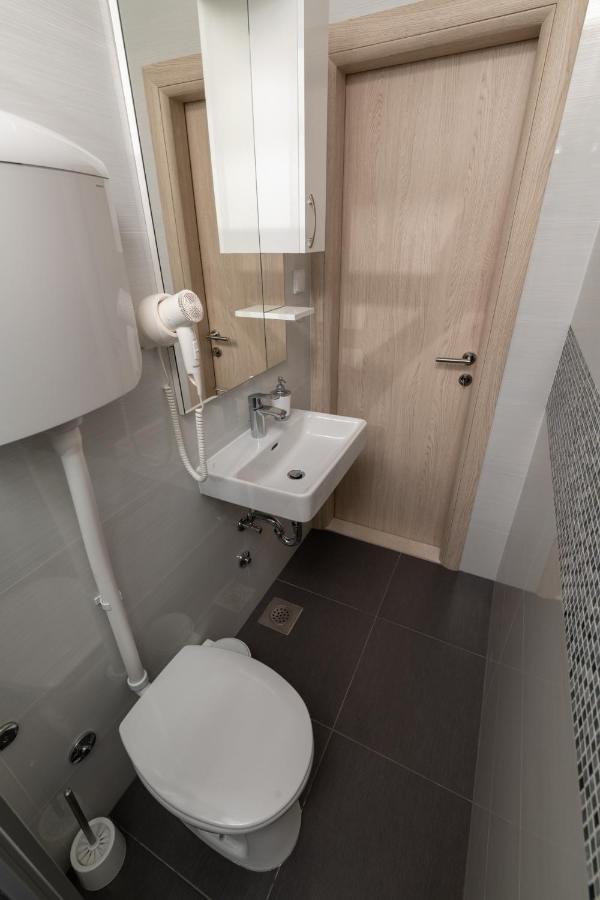 Studio Apartment Boksic Mlini Ngoại thất bức ảnh